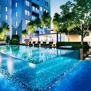 Summer Klcc By Star Kuala Lumpur