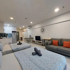  Appartamento Inspired Homes @ Summer
